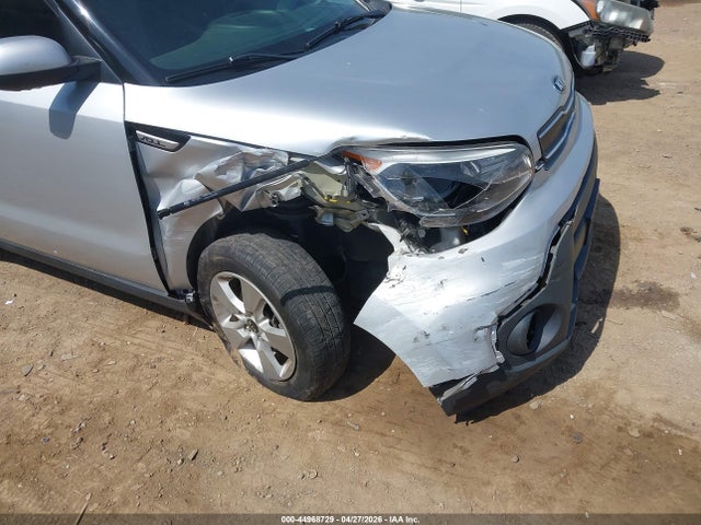 Aukcja sprzedaży 2018 Kia Soul, vin: KNDJN2A26J7572846, numer aukcji: 44968729