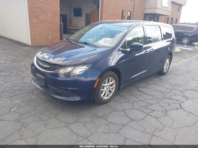 44968740 :رقم المزاد ، 2C4RC1CG6LR176140 vin ، 2020 Chrysler Voyager Lx مزاد بيع