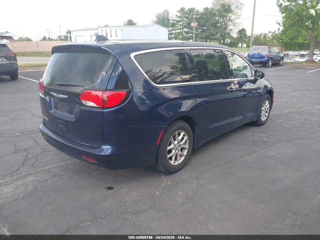 44968740 :رقم المزاد ، 2C4RC1CG6LR176140 vin ، 2020 Chrysler Voyager Lx مزاد بيع