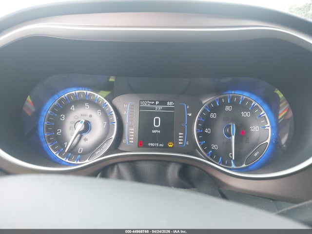44968740 :رقم المزاد ، 2C4RC1CG6LR176140 vin ، 2020 Chrysler Voyager Lx مزاد بيع