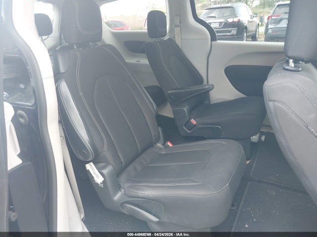 44968740 :رقم المزاد ، 2C4RC1CG6LR176140 vin ، 2020 Chrysler Voyager Lx مزاد بيع