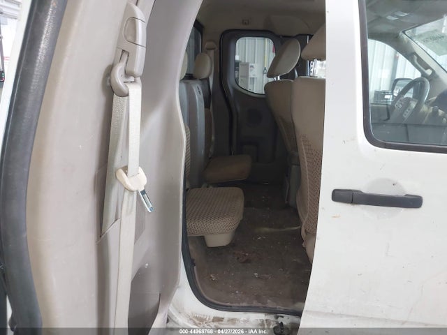44968768 :رقم المزاد ، 1N6AD0CW3FN714576 vin ، 2015 Nissan Frontier Pro-4x/sv مزاد بيع