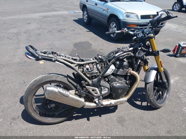 Продаж на аукціоні авто 2024 Triumph Motorcycle Speed 400, vin: SMTT127Y2RNA10731, номер лоту: 44968789