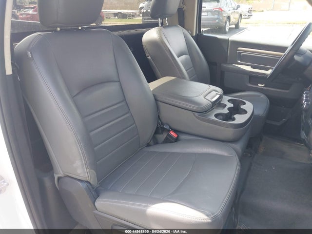 Продажа на аукционе авто 2017 Ram 1500 Tradesman  4x2 8' Box, vin: 3C6JR6DG8HG701193, номер лота: 44968800