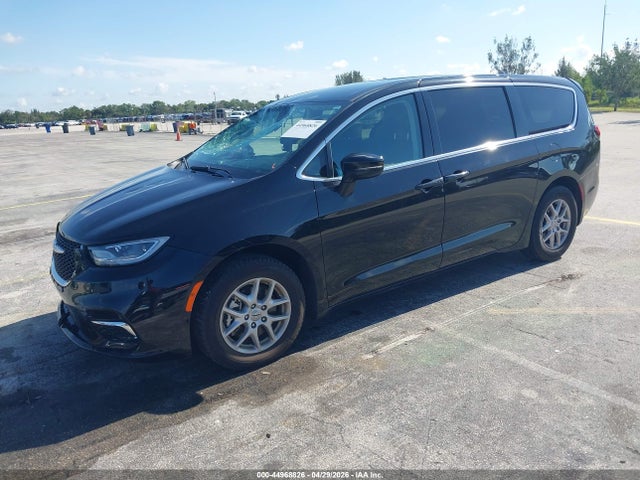 Продажа на аукционе авто 2024 Chrysler Pacifica Touring L, vin: 2C4RC1BG7RR124882, номер лота: 44968826