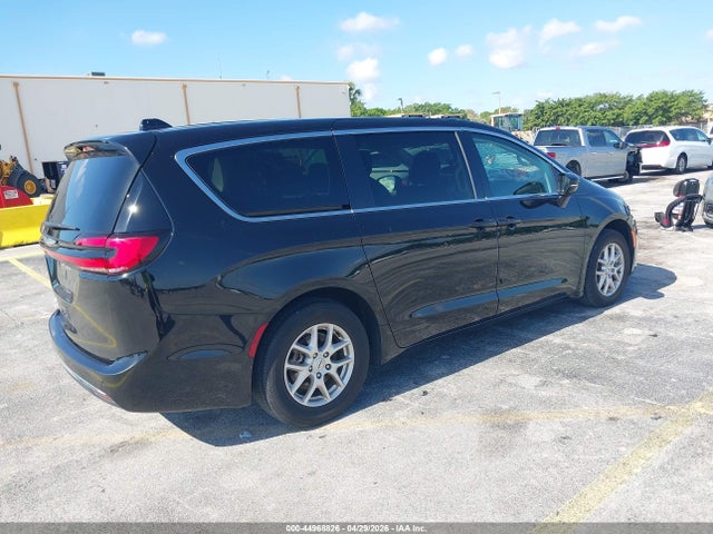 Продажа на аукционе авто 2024 Chrysler Pacifica Touring L, vin: 2C4RC1BG7RR124882, номер лота: 44968826