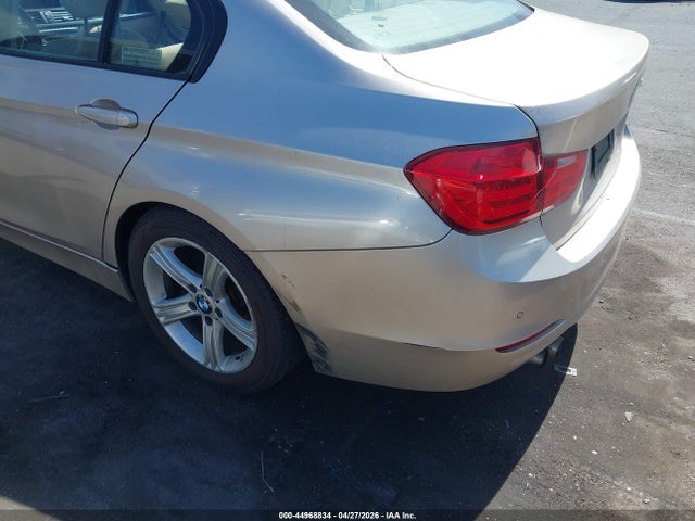 2015 Bmw 328i მანქანა იყიდება აუქციონზე, vin: WBA3A5G55FNS85988, აუქციონის ნომერი: 44968834