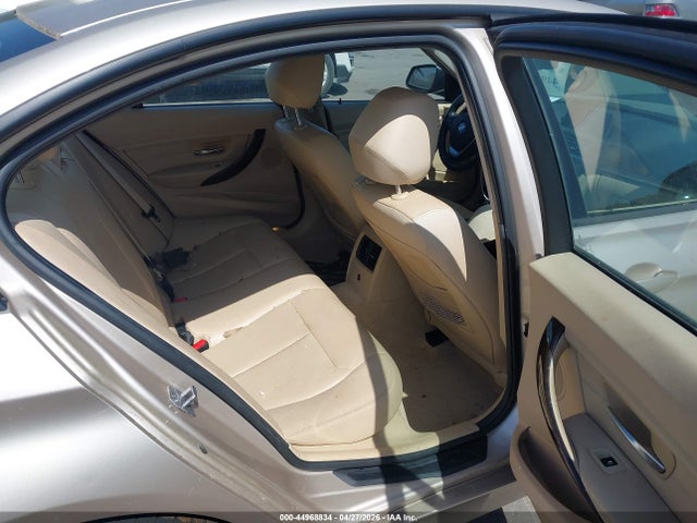 2015 Bmw 328i მანქანა იყიდება აუქციონზე, vin: WBA3A5G55FNS85988, აუქციონის ნომერი: 44968834