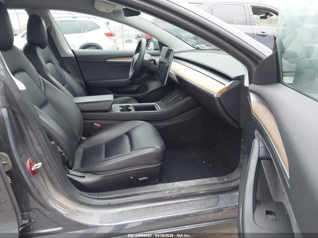 44968880 :رقم المزاد ، 5YJ3E1EB0NF183844 vin ، 2022 Tesla Model 3 Long Range Dual Motor All-wheel Drive مزاد بيع