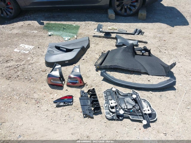 Продажа на аукционе авто 2022 Tesla Model 3 Performance Dual Motor All-wheel Drive, vin: 5YJ3E1EC8NF163267, номер лота: 44968882