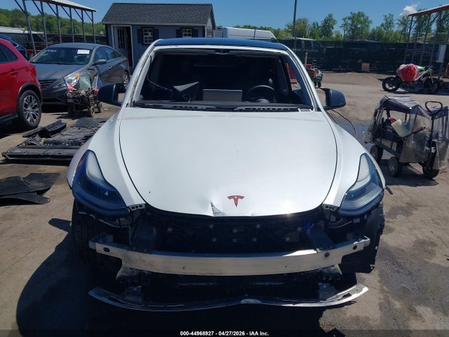 44968927 :رقم المزاد ، 7SAYGDEF4NF468800 vin ، 2022 Tesla Model Y Performance Dual Motor All-wheel Drive مزاد بيع