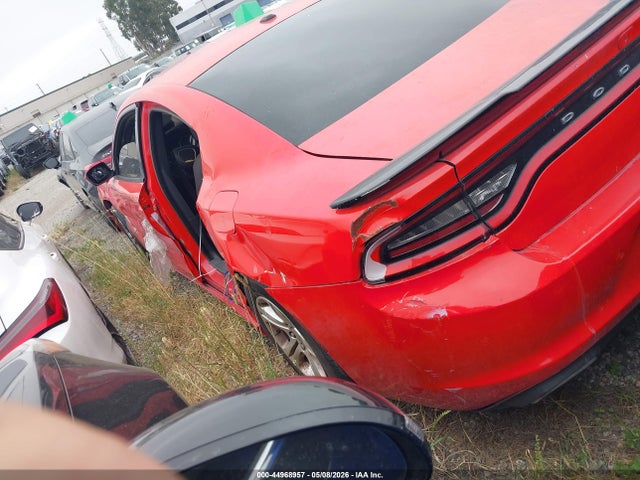 2C3CDXBGXJH234121 Dodge Charger Sxt Rwd