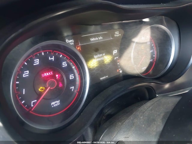 2C3CDXBGXJH234121 Dodge Charger Sxt Rwd