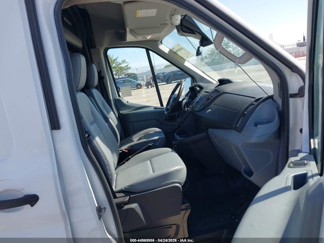1FTYR2CG4JKA79160 Ford Transit-250