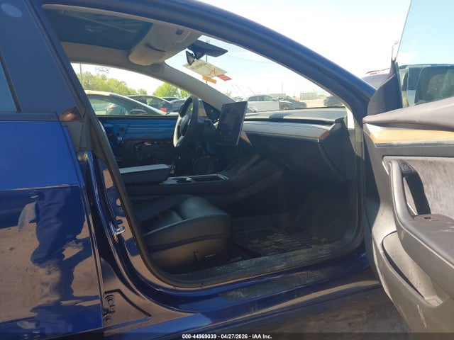 Продаж на аукціоні авто 2022 Tesla Model 3 Long Range Dual Motor All-wheel Drive, vin: 5YJ3E1EB0NF243010, номер лоту: 44969039