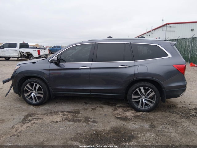 Honda Pilot Touring 2017 5FNYF6H96HB012741 Image 15