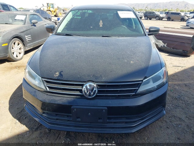 3VWD17AJXFM271715 Volkswagen Jetta 1.8t Se