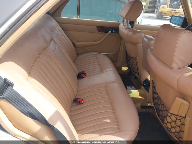 Aukcja sprzedaży 1984 Mercedes-benz 380 Se, vin: WDBCA32A9EA062482, numer aukcji: 44969077