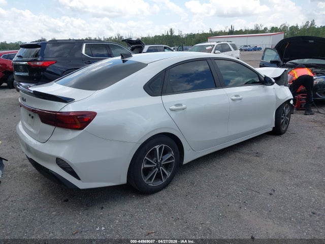 44969087 :رقم المزاد ، 3KPF24AD2NE474446 vin ، 2022 Kia Forte Lxs مزاد بيع