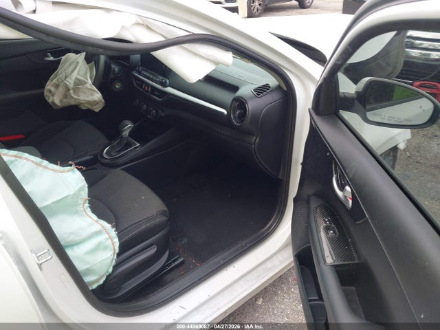 44969087 :رقم المزاد ، 3KPF24AD2NE474446 vin ، 2022 Kia Forte Lxs مزاد بيع