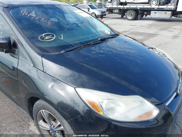 44969106 :رقم المزاد ، 1FADP3F26EL286343 vin ، 2014 Ford Focus Se مزاد بيع