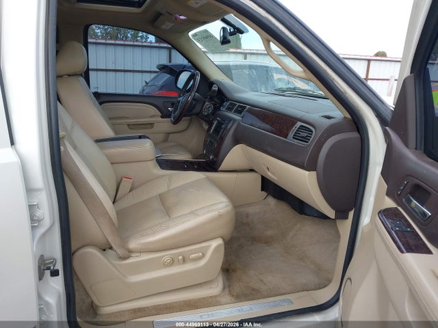 Продаж на аукціоні авто 2010 Gmc Yukon Xl 1500 Denali, vin: 1GKUKMEF1AR291240, номер лоту: 44969113