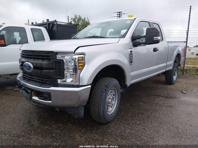 Ford F-250 Xl 2018 1FT7X2B67JEC22160 Image 2