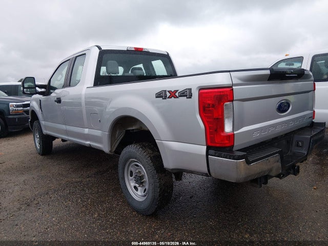 Ford F-250 Xl 2018 1FT7X2B67JEC22160 Image 3