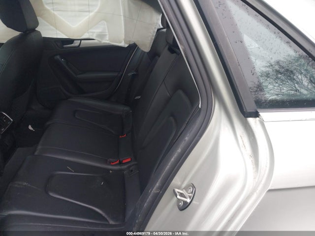 44969179 :رقم المزاد ، WAUBFAFL4FN045093 vin ، 2015 Audi A4 2.0t Premium مزاد بيع