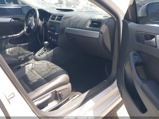 Продажа на аукционе авто 2014 Volkswagen Jetta 1.8t Se, vin: 3VWD07AJ3EM388053, номер лота: 44969221