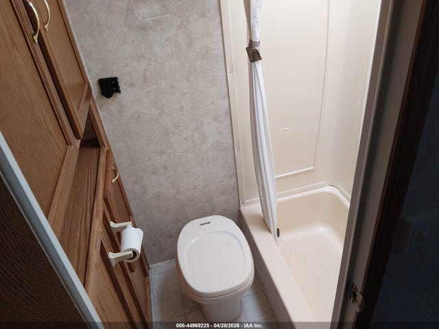 Продаж на аукціоні авто 2001 Keystone Rv Other, vin: 4YDF2762312027640, номер лоту: 44969225
