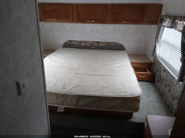 Продаж на аукціоні авто 2001 Keystone Rv Other, vin: 4YDF2762312027640, номер лоту: 44969225
