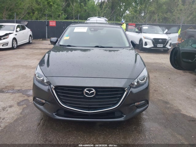 44969245 :رقم المزاد ، 3MZBN1L36JM270285 vin ، 2018 Mazda Mazda3 Touring مزاد بيع