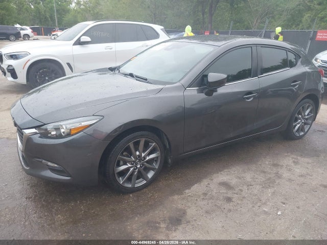 44969245 :رقم المزاد ، 3MZBN1L36JM270285 vin ، 2018 Mazda Mazda3 Touring مزاد بيع
