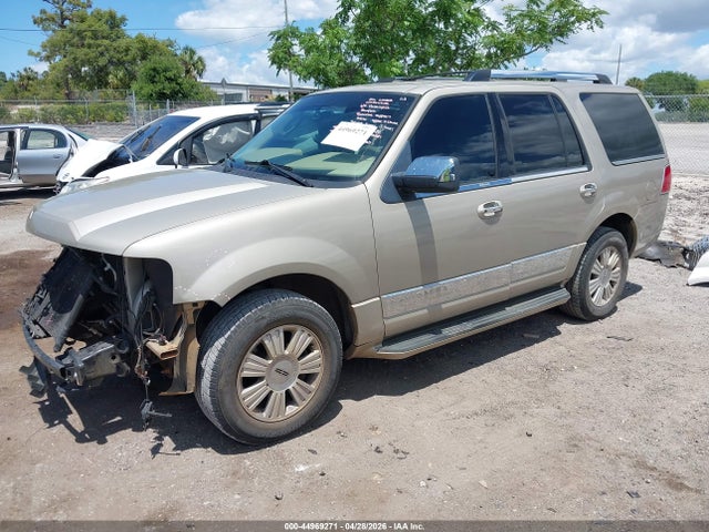 Продаж на аукціоні авто 2007 Lincoln Navigator Ultimate, vin: 5LMFU27597LJ06945, номер лоту: 44969271