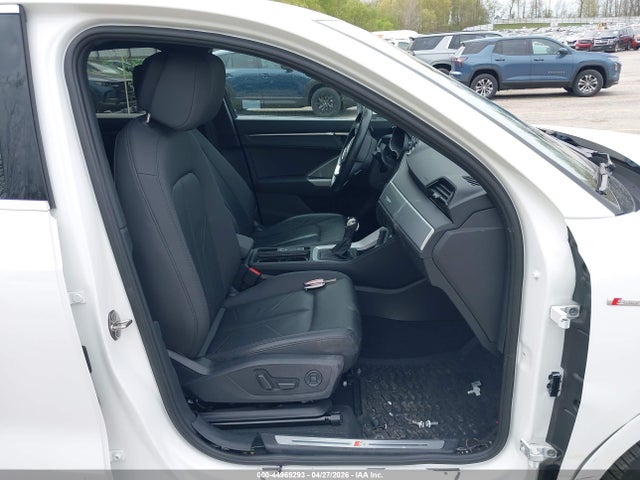 Продаж на аукціоні авто 2021 Audi Q3 Premium 45 Tfsi S Line Quattro Tiptronic, vin: WA1DECF3XM1018750, номер лоту: 44969293
