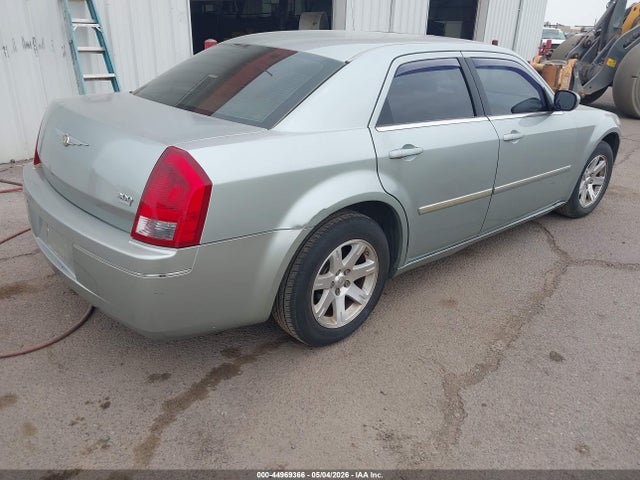 2006 Chrysler 300 Touring მანქანა იყიდება აუქციონზე, vin: 2C3KA53G46H258932, აუქციონის ნომერი: 44969366