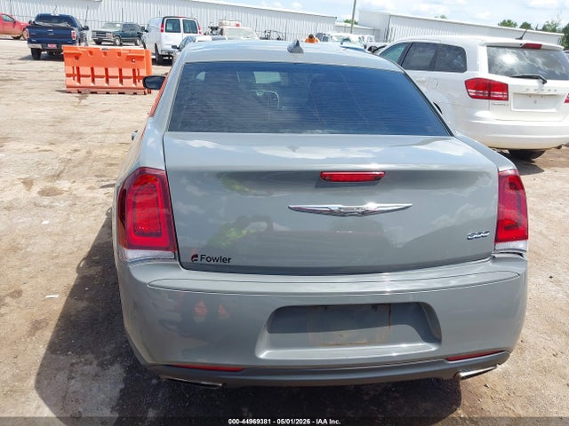 2019 Chrysler 300 Touring მანქანა იყიდება აუქციონზე, vin: 2C3CCAAG1KH679270, აუქციონის ნომერი: 44969381