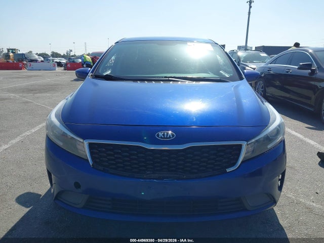 3KPFK4A73JE190215 KIA FORTE LX
