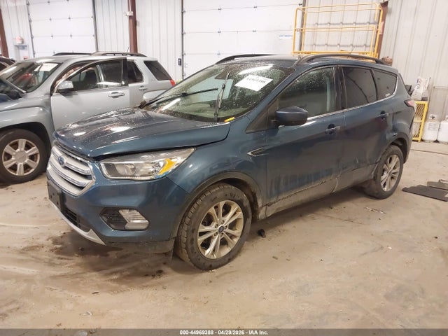 Продажа на аукционе авто 2018 Ford Escape Se, vin: 1FMCU0GD7JUC51162, номер лота: 44969388