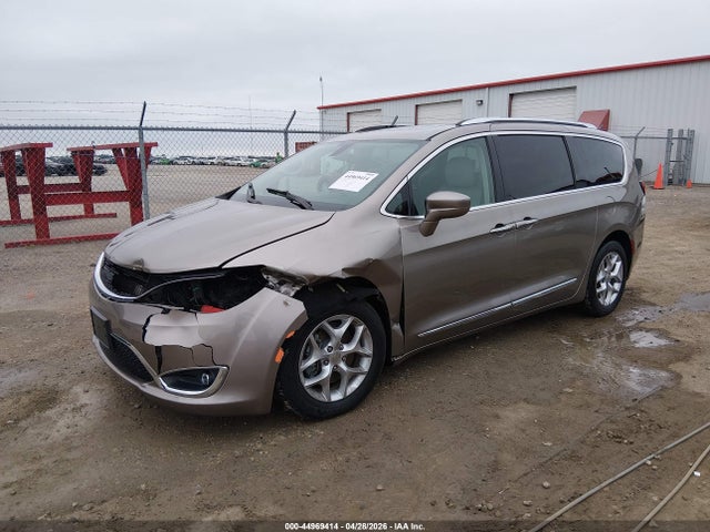 2018 Chrysler Pacifica Touring L Plus მანქანა იყიდება აუქციონზე, vin: 2C4RC1EGXJR271312, აუქციონის ნომერი: 44969414