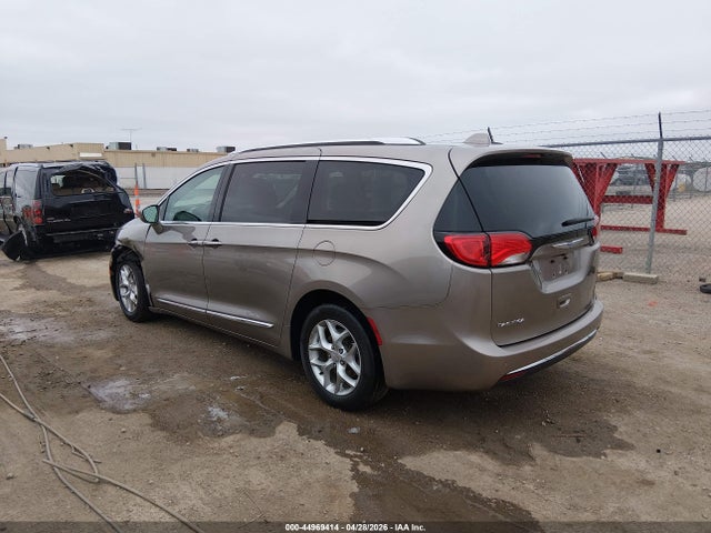 Auction sale of the 2018 Chrysler Pacifica Touring L Plus, vin: 2C4RC1EGXJR271312, lot number: 44969414