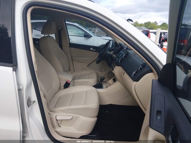 Aukcja sprzedaży 2016 Volkswagen Tiguan S, vin: WVGAV7AX8GW514336, numer aukcji: 44969417