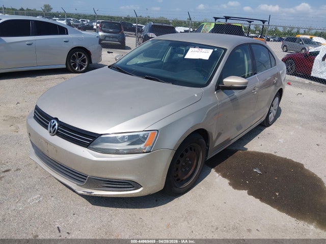 44969469 :رقم المزاد ، 3VWDP7AJ0DM248357 vin ، 2013 Volkswagen Jetta 2.5l Se مزاد بيع
