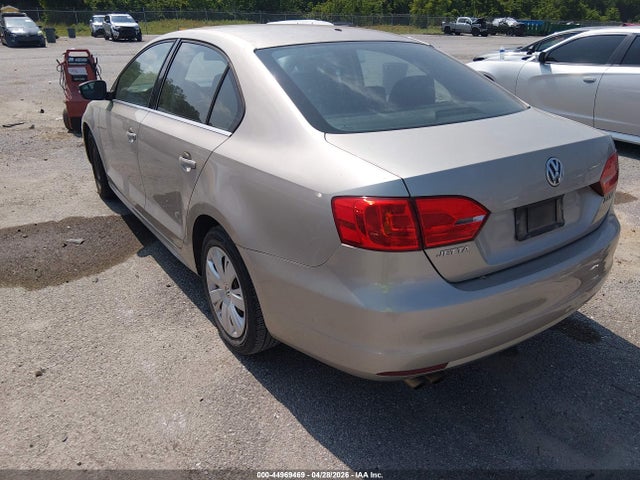 44969469 :رقم المزاد ، 3VWDP7AJ0DM248357 vin ، 2013 Volkswagen Jetta 2.5l Se مزاد بيع