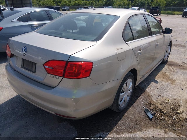44969469 :رقم المزاد ، 3VWDP7AJ0DM248357 vin ، 2013 Volkswagen Jetta 2.5l Se مزاد بيع