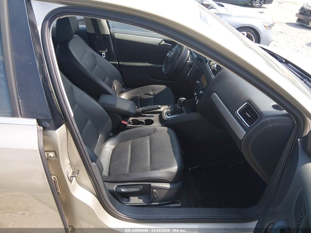 44969469 :رقم المزاد ، 3VWDP7AJ0DM248357 vin ، 2013 Volkswagen Jetta 2.5l Se مزاد بيع