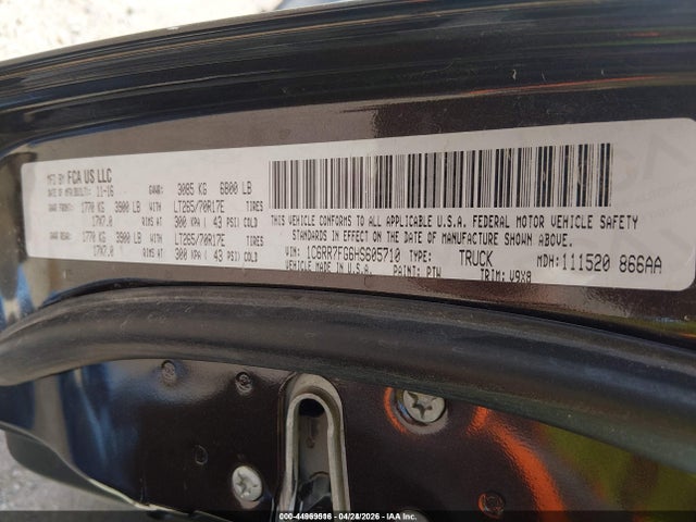 44969516 :رقم المزاد ، 1C6RR7FG6HS605710 vin ، 2017 Ram 1500 Tradesman  4x4 6'4 Box مزاد بيع