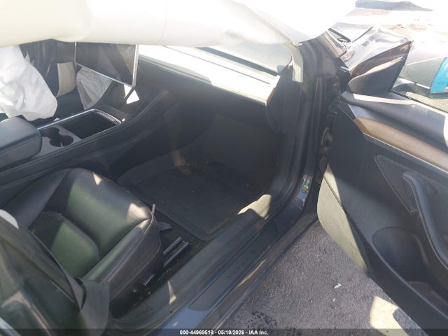 2021 Tesla Model 3 Standard Range Plus Rear-wheel Drive მანქანა იყიდება აუქციონზე, vin: 5YJ3E1EA6MF088629, აუქციონის ნომერი: 44969518