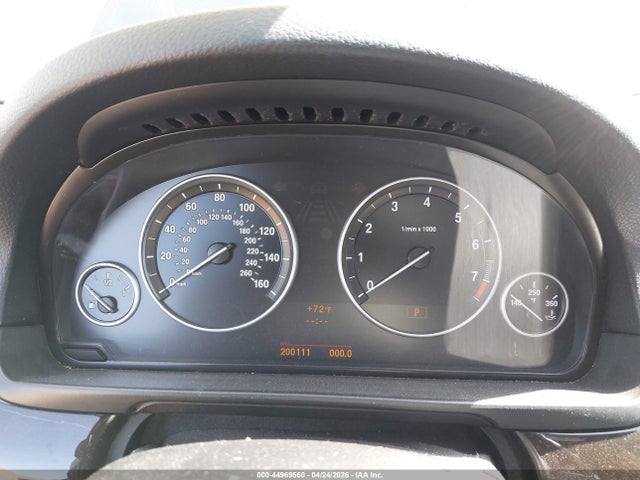 2011 Bmw 528i მანქანა იყიდება აუქციონზე, vin: WBAFR1C53BC744204, აუქციონის ნომერი: 44969560